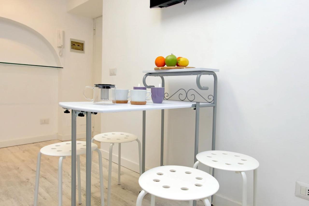 Ych-Confortevole Suite Al Colosseo Rome Extérieur photo