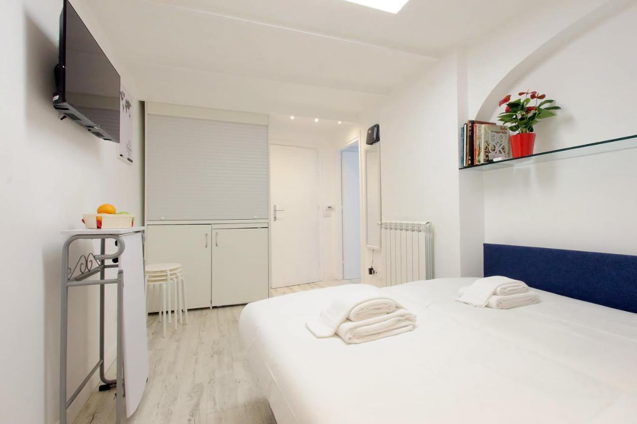 Ych-Confortevole Suite Al Colosseo Rome Extérieur photo