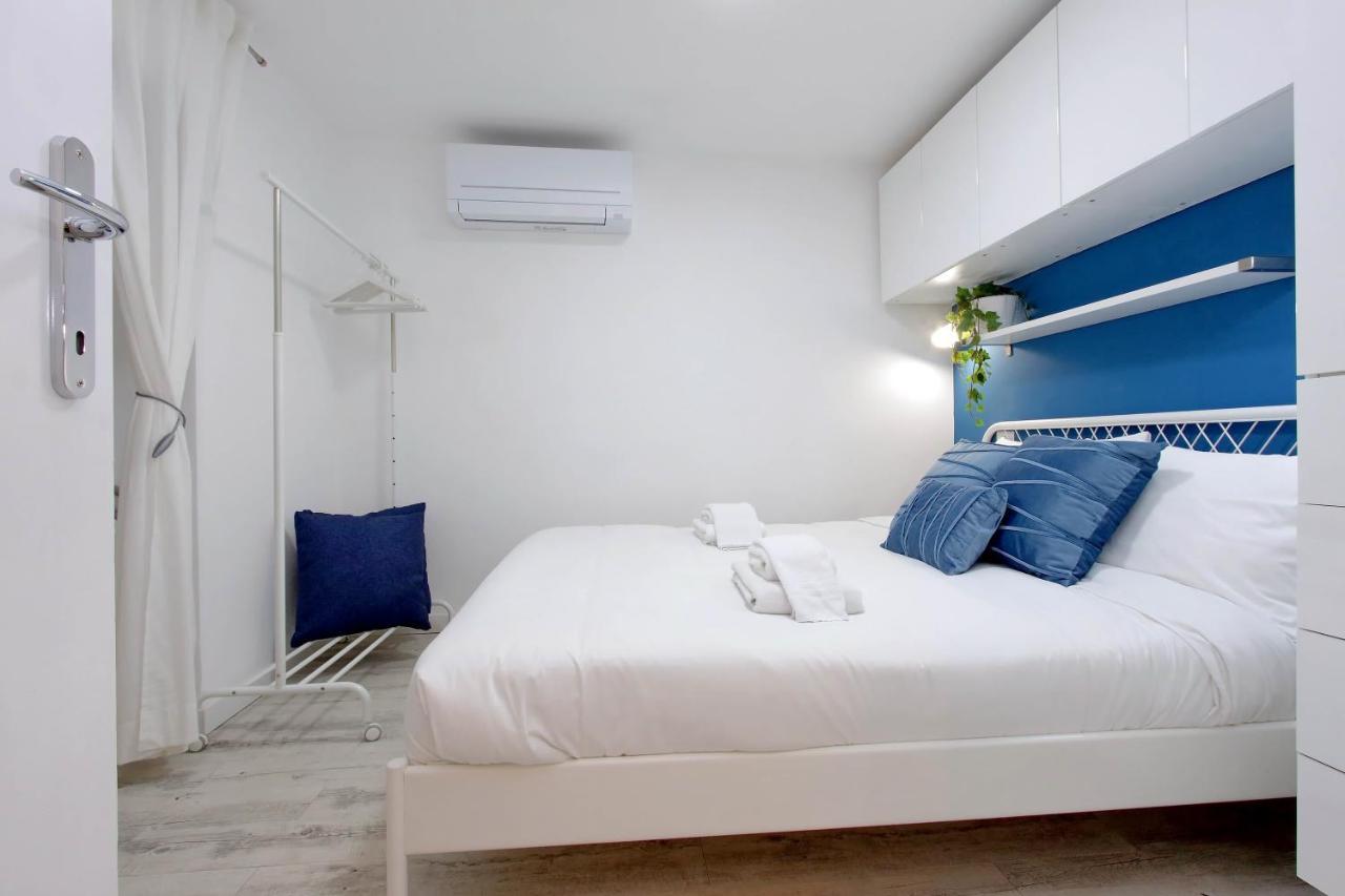 Ych-Confortevole Suite Al Colosseo Rome Extérieur photo